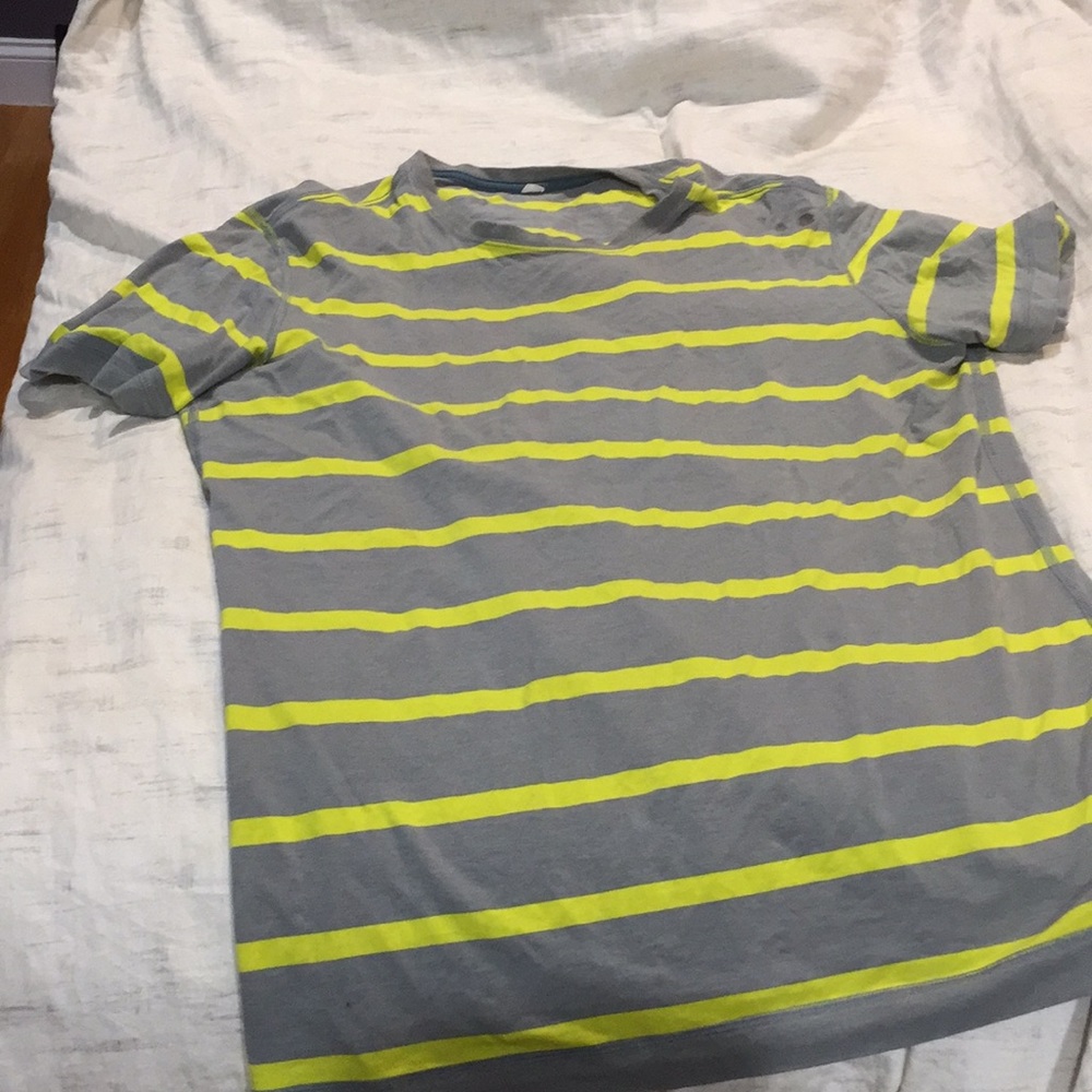 Men’s tee shirt
